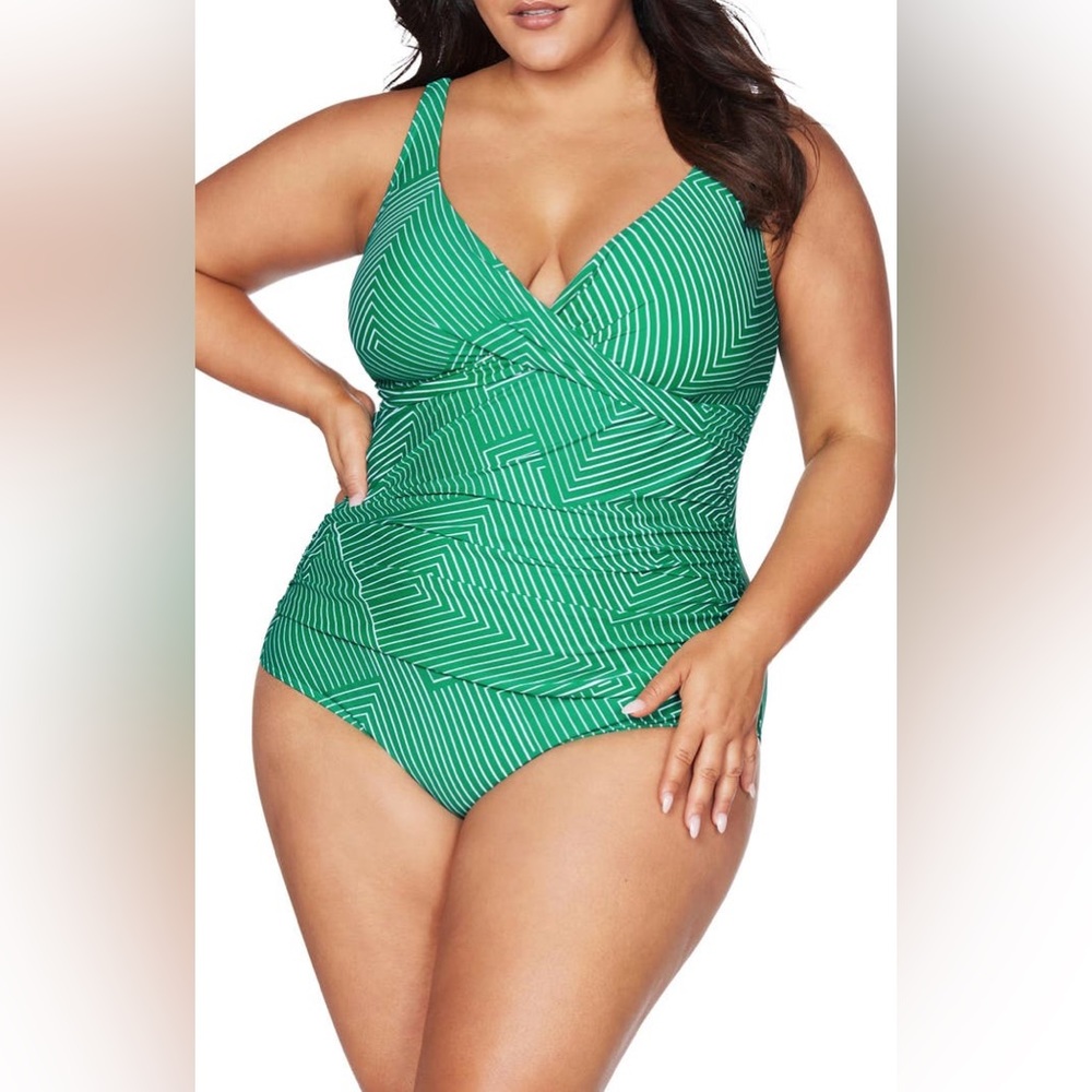 NWT Artesands Linear Perspective Delacroix Cross Front One Piece
Swimsuit